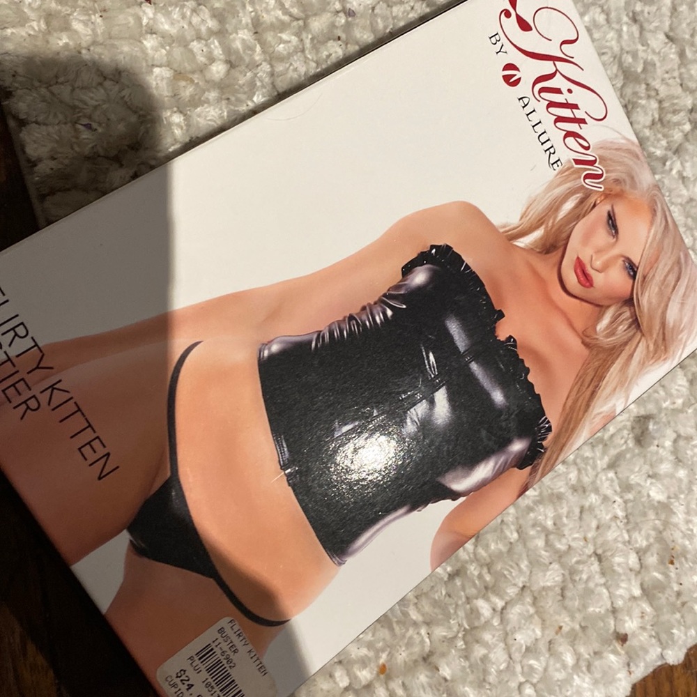 Flirty Kitten Bustier (New)by Allure